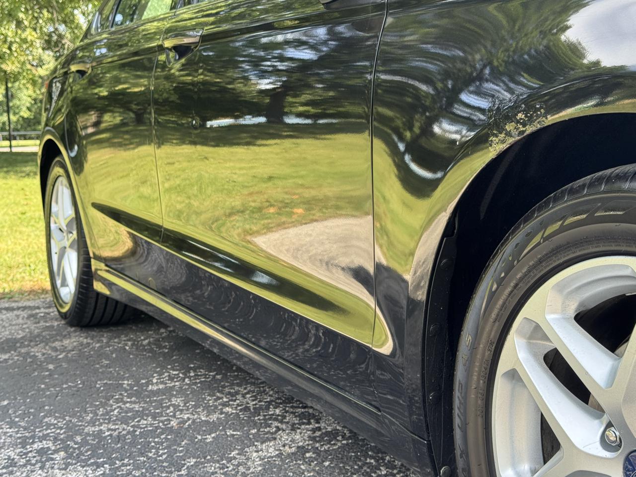 Ford Fusion photo 19