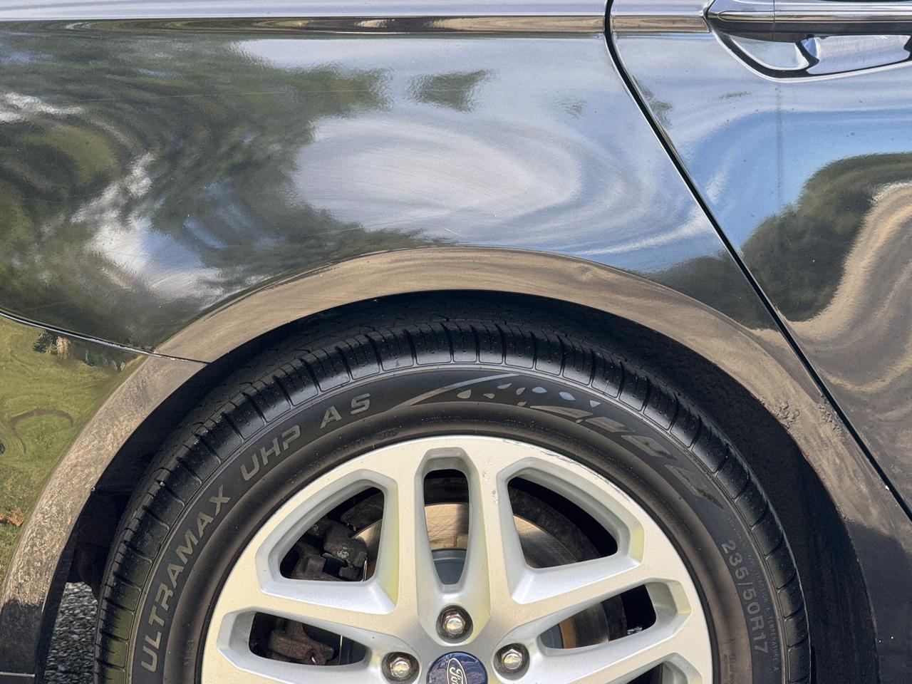 Ford Fusion photo 22