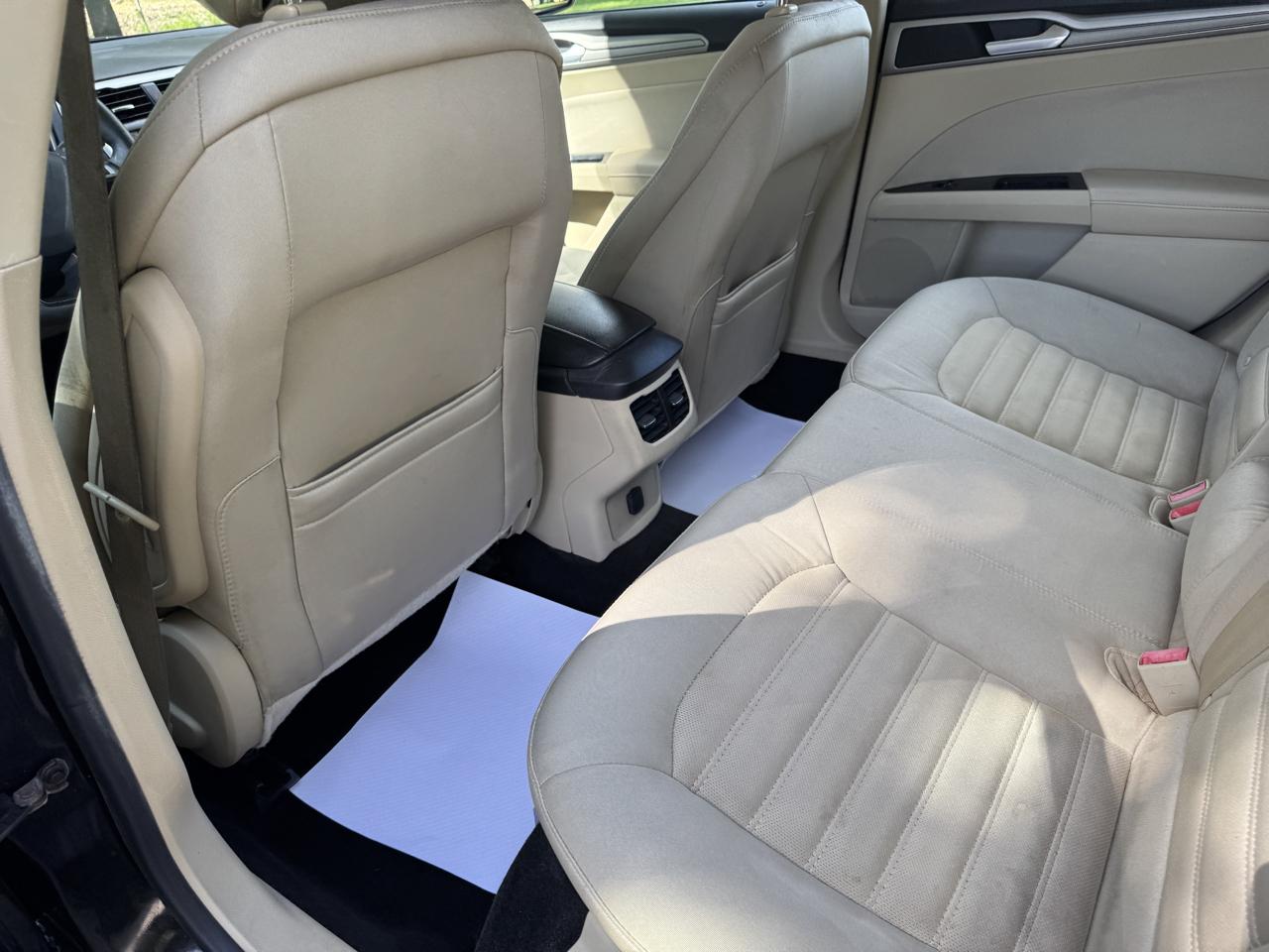 Ford Fusion photo 42
