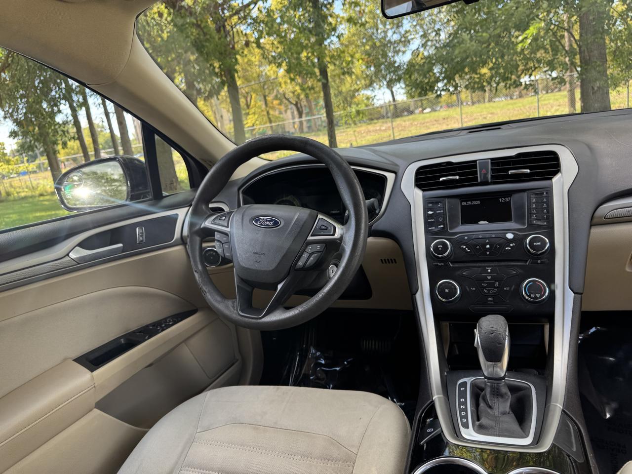 Ford Fusion photo 46