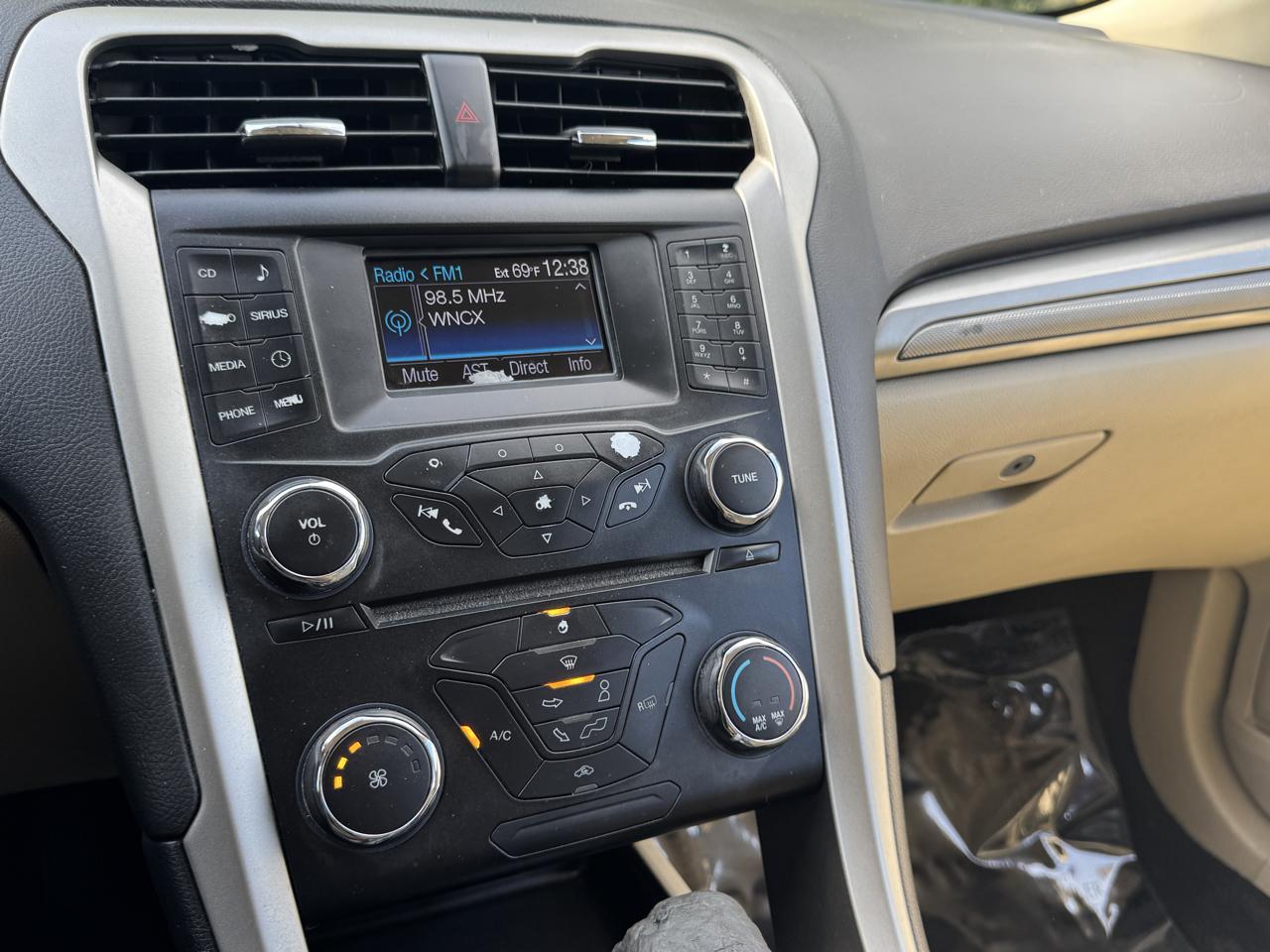 Ford Fusion photo 55