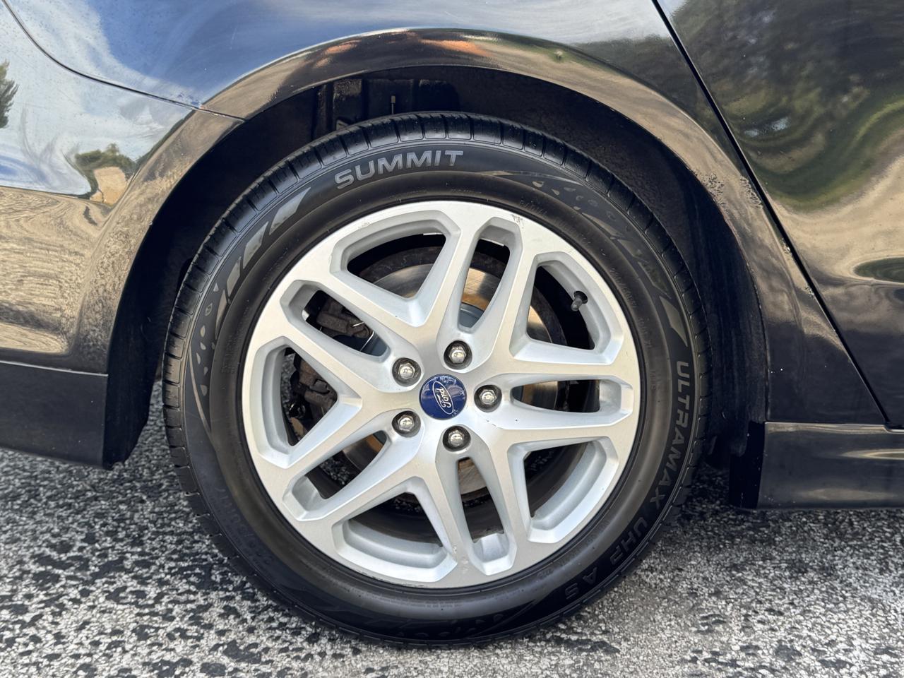 Ford Fusion photo 61
