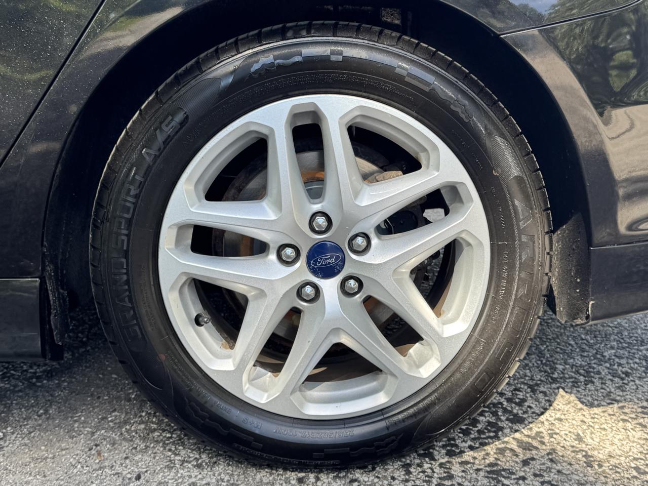 Ford Fusion photo 64
