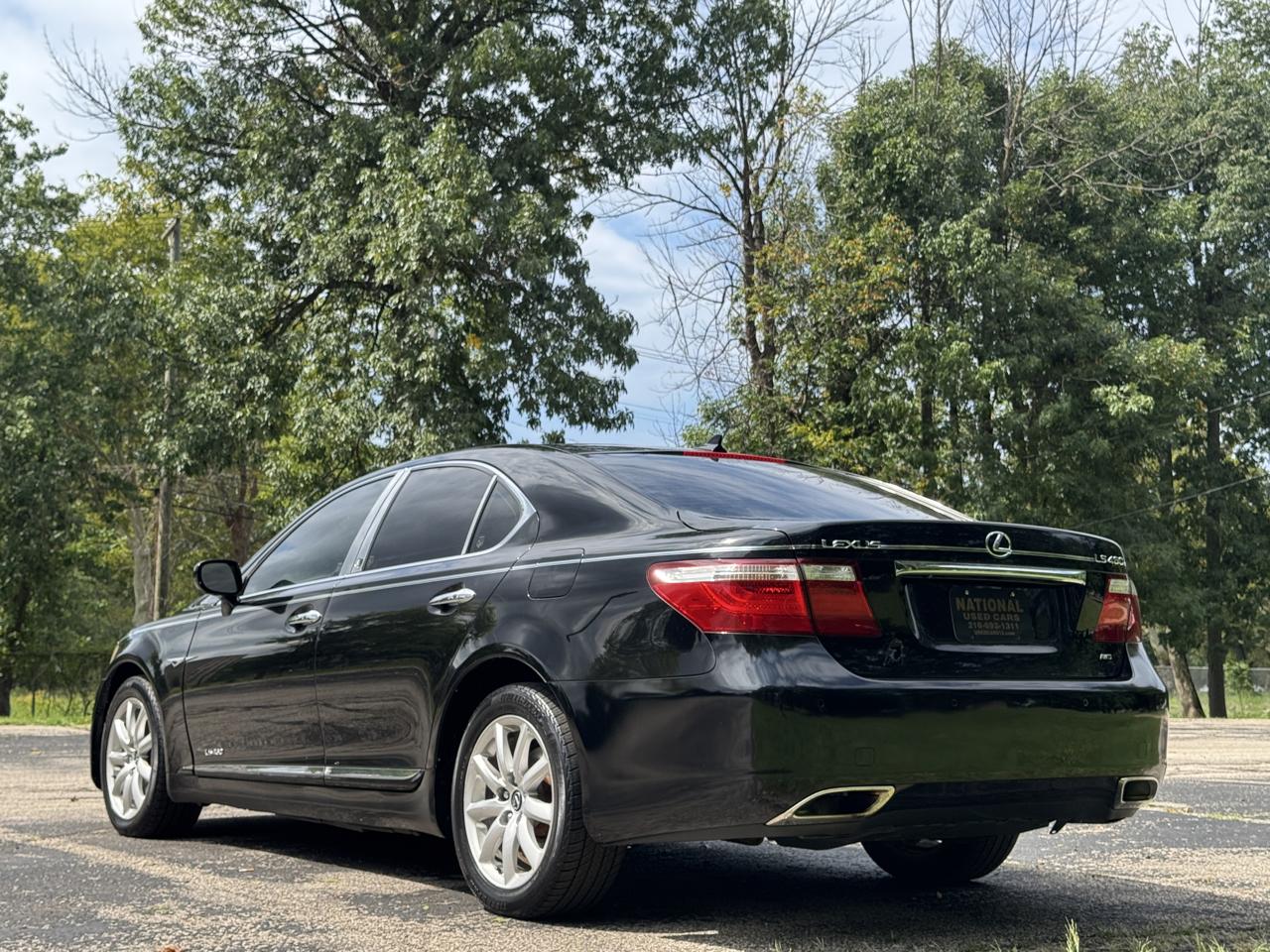 Lexus LS 460 Luxury Sedan AWD 2009