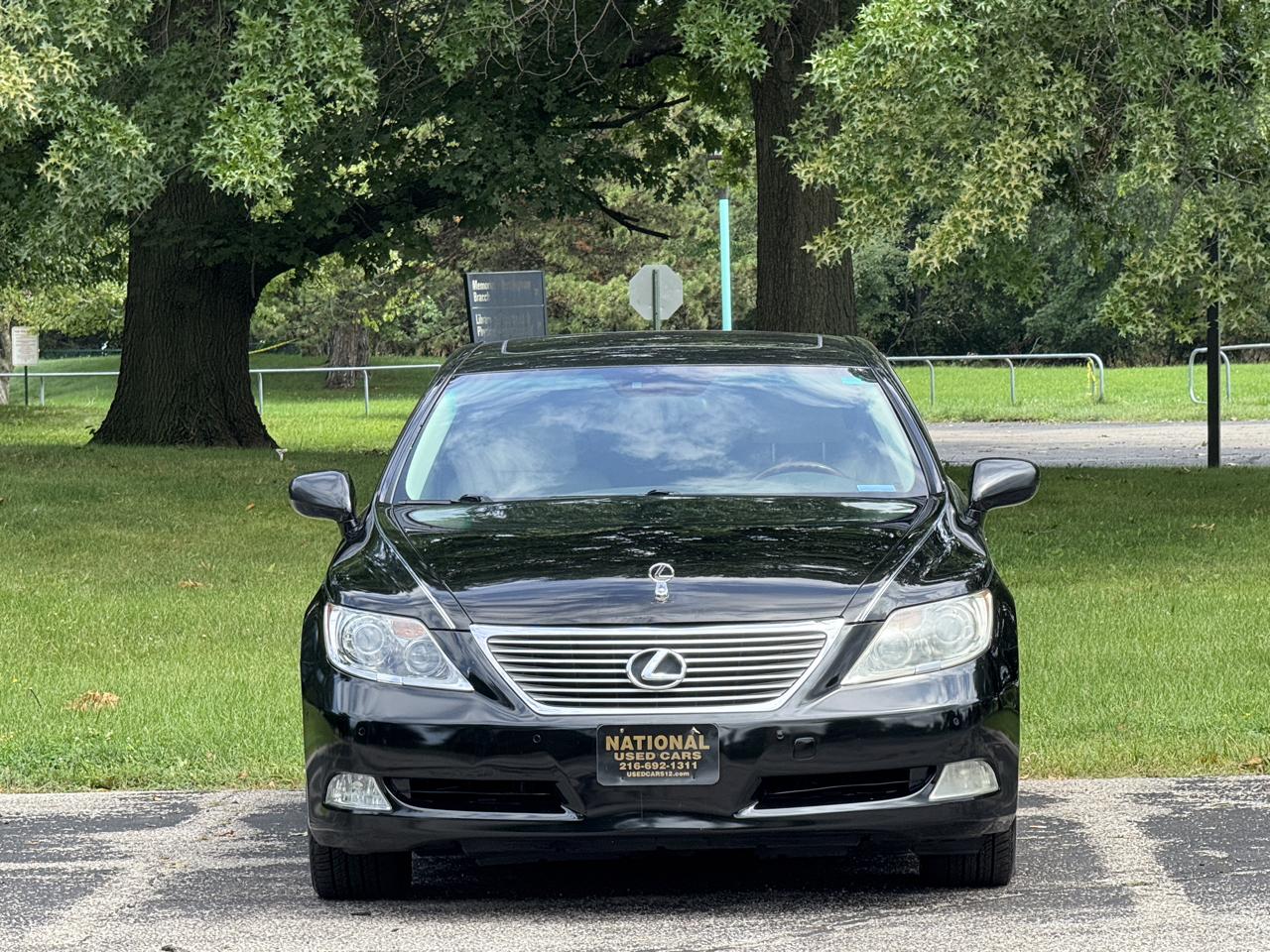 Lexus LS 460 Luxury Sedan AWD 2009