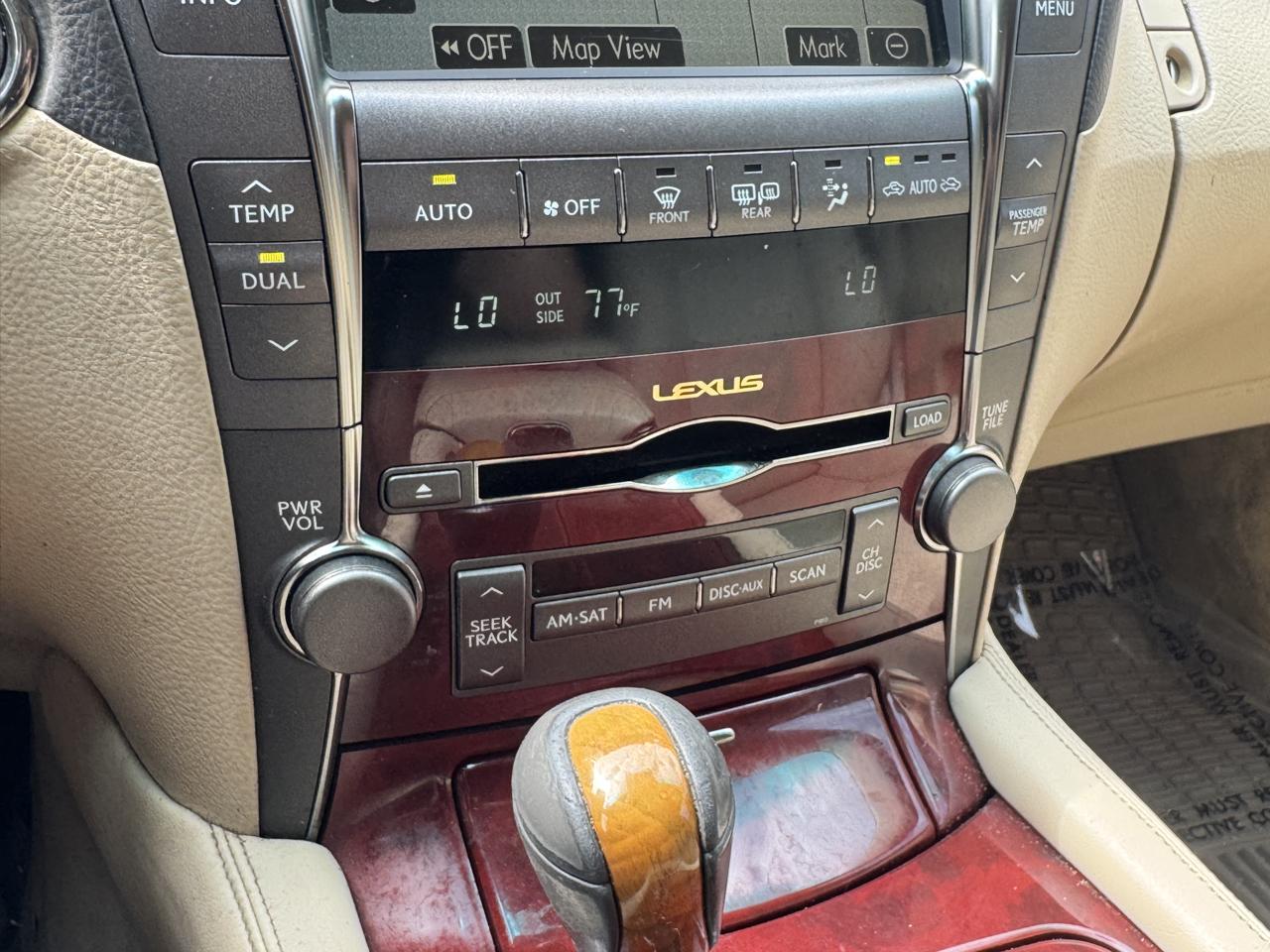 Lexus LS 460 Luxury Sedan AWD 2009