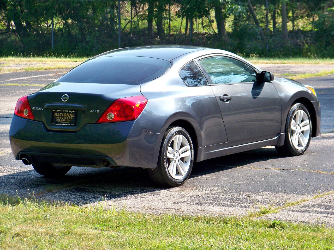 Nissan Altima 2.5 S CVT Coupe 2013