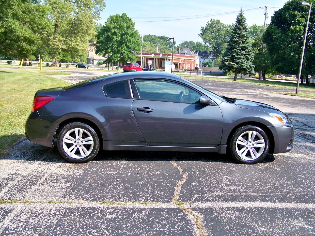 Nissan Altima 2.5 S CVT Coupe 2013