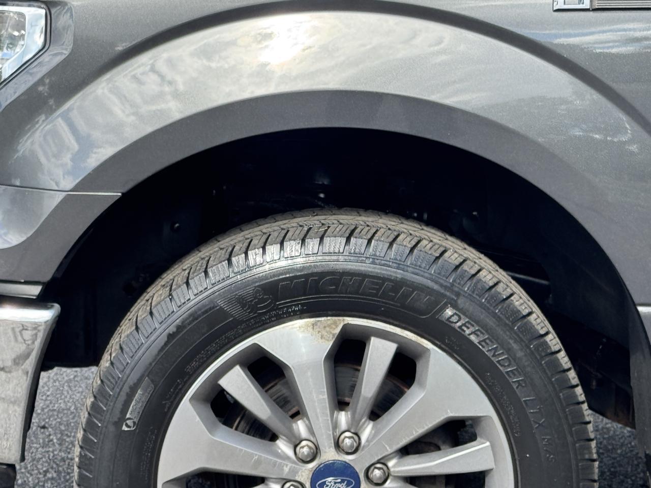 Ford F-150 photo 25