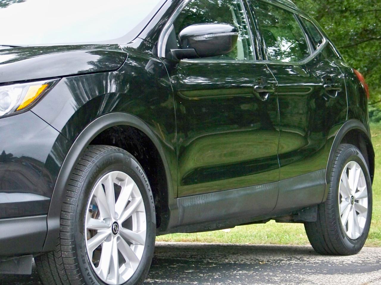 Nissan Rogue Sport SV AWD 2019