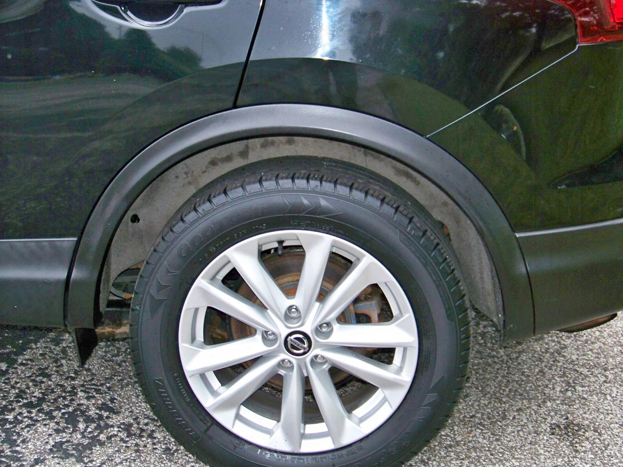 Nissan Rogue Sport SV AWD 2019