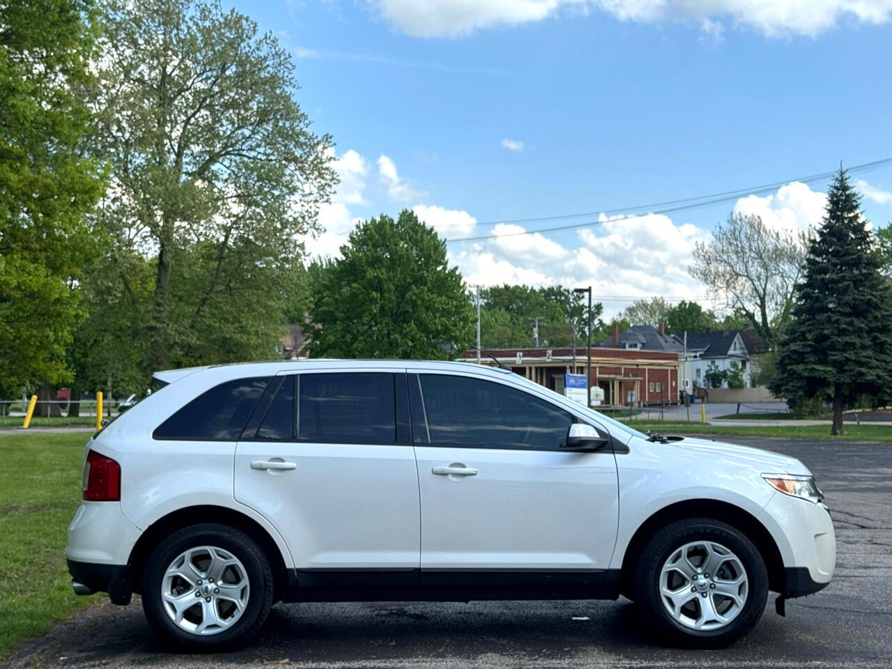 Ford Edge SEL FWD 2013