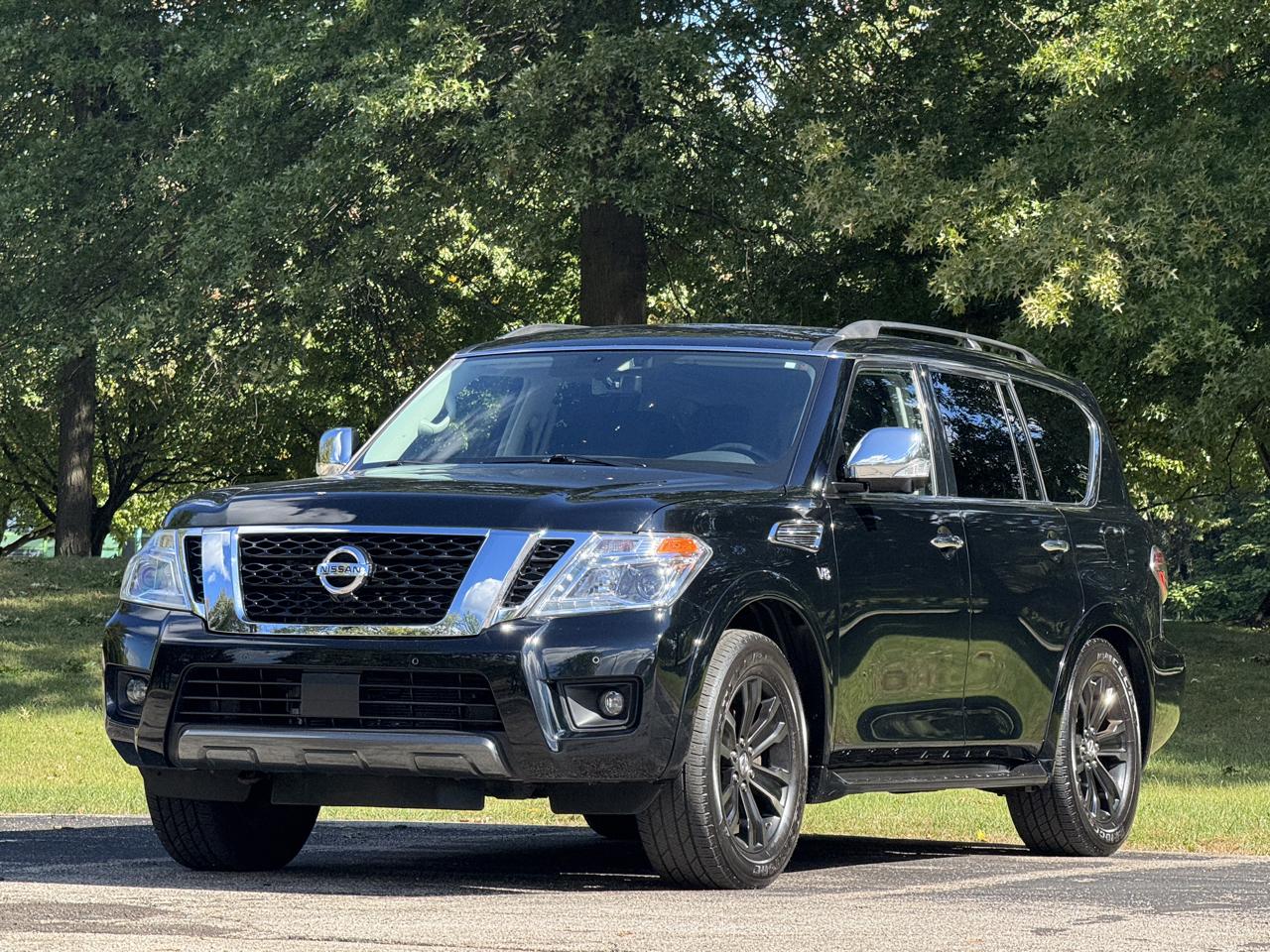 Nissan Armada photo 4