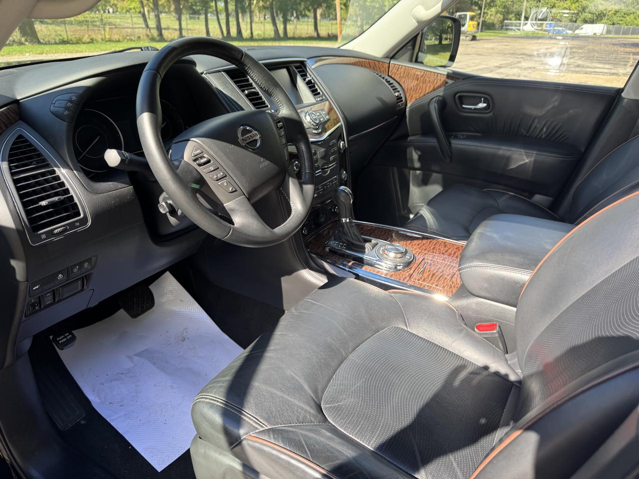 Nissan Armada photo 26
