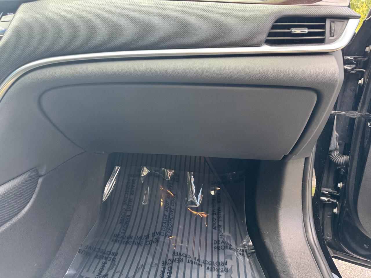 Cadillac XTS photo 32