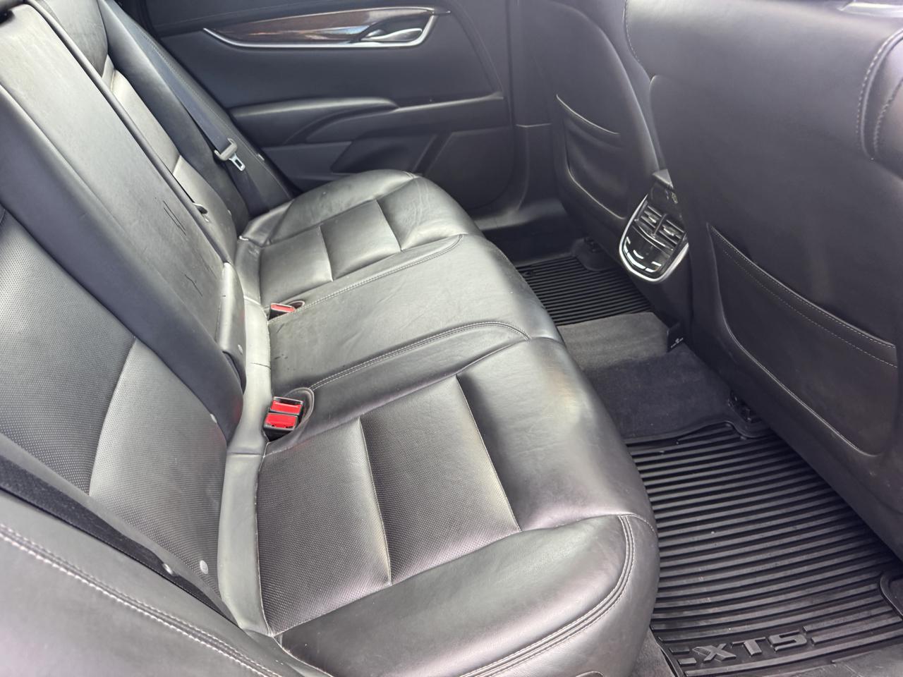 Cadillac XTS photo 35