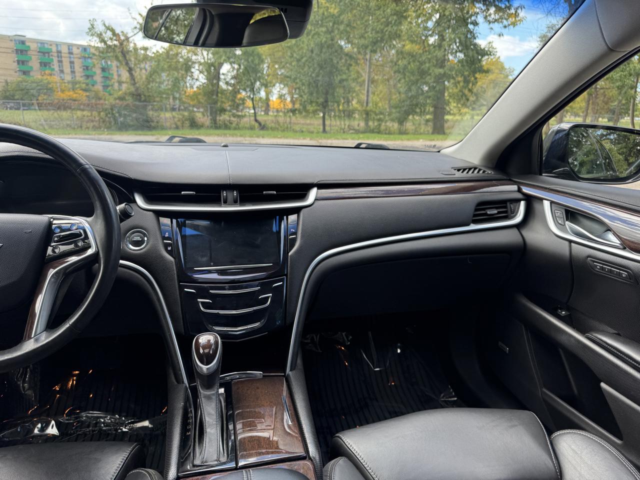 Cadillac XTS photo 43