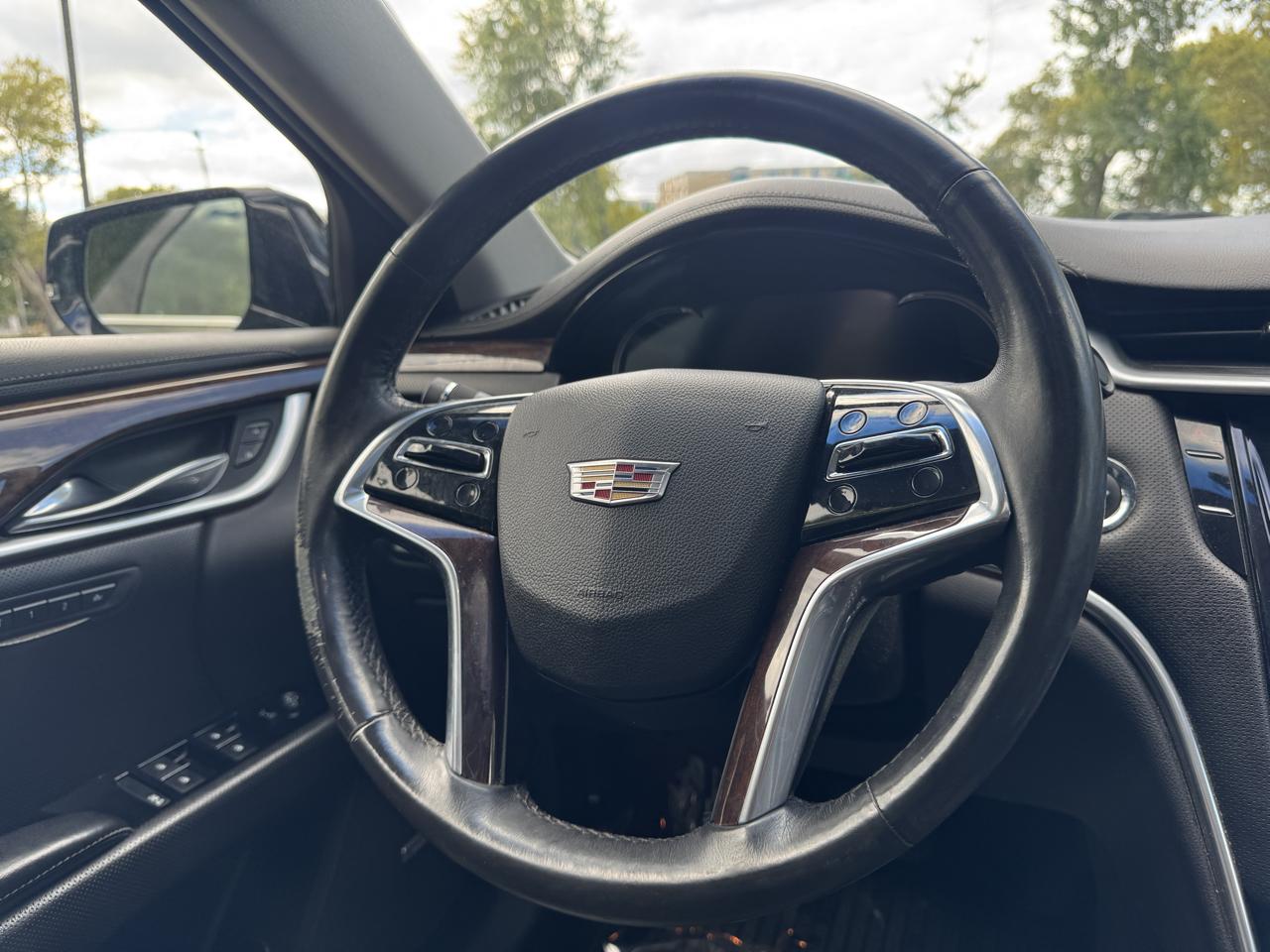 Cadillac XTS photo 50