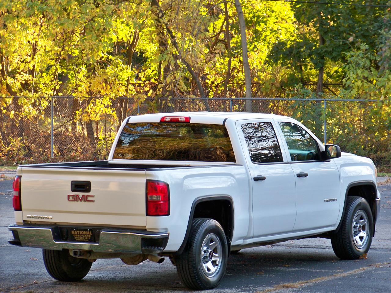 GMC Sierra 1500 Base Crew Cab 4WD 2014