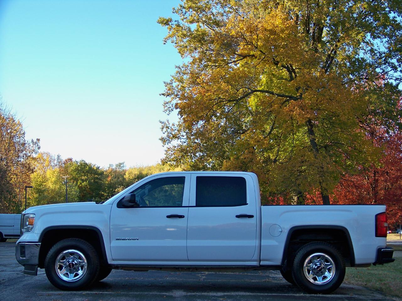 GMC Sierra 1500 Base Crew Cab 4WD 2014