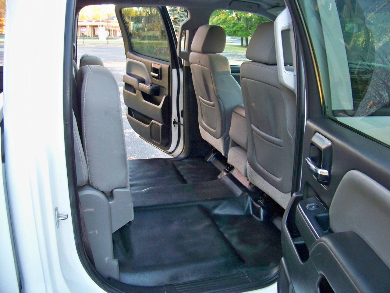 GMC Sierra 1500 Base Crew Cab 4WD 2014
