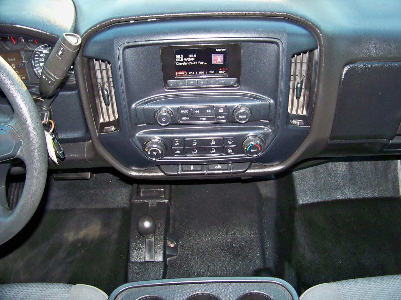 GMC Sierra 1500 Base Crew Cab 4WD 2014