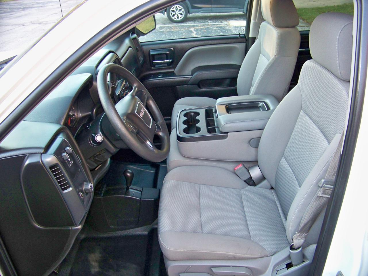 GMC Sierra 1500 Base Crew Cab 4WD 2014