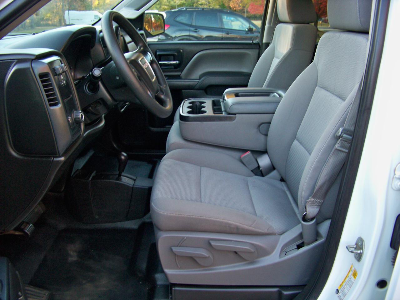 GMC Sierra 1500 Base Crew Cab 4WD 2014