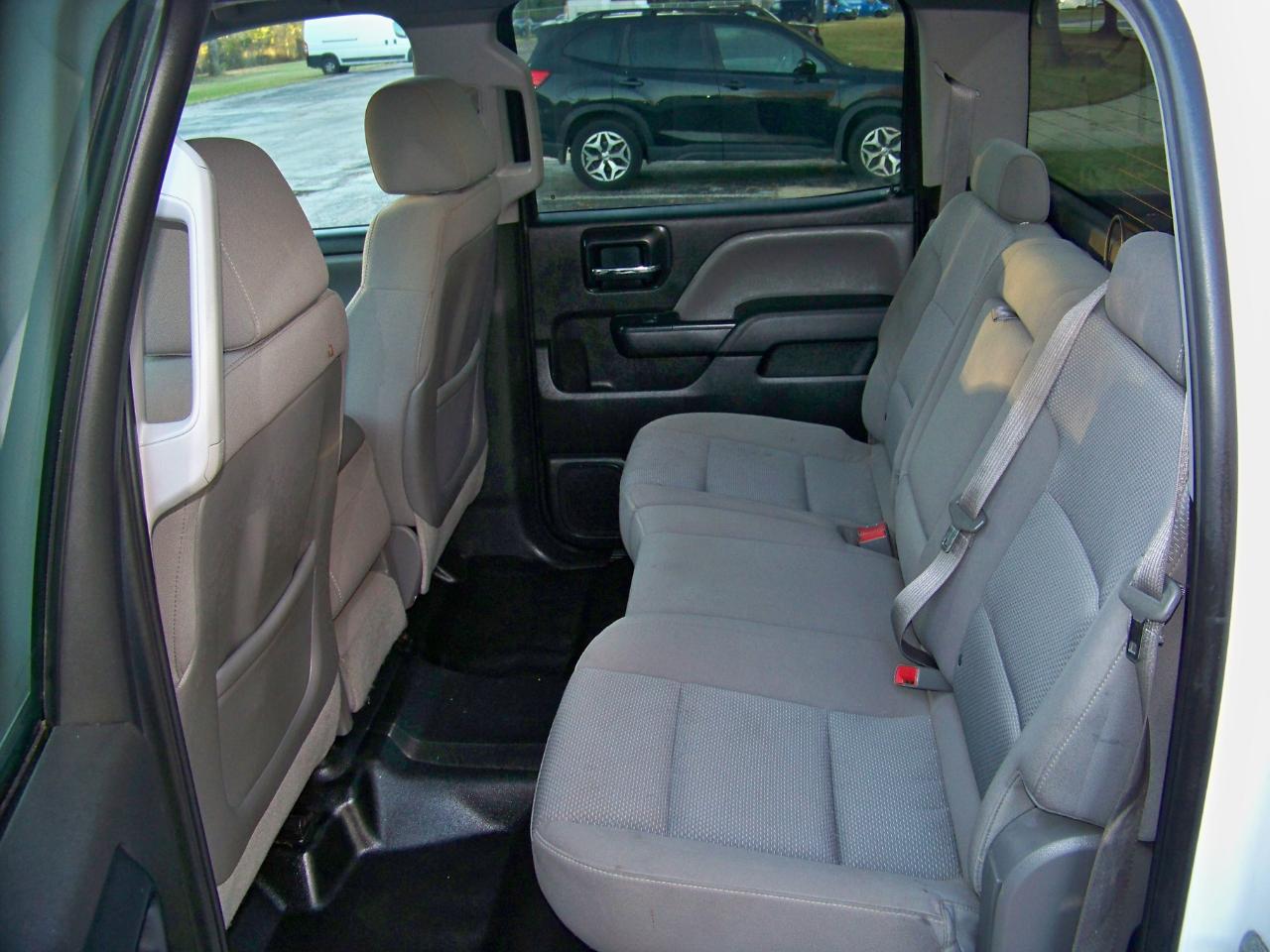 GMC Sierra 1500 Base Crew Cab 4WD 2014