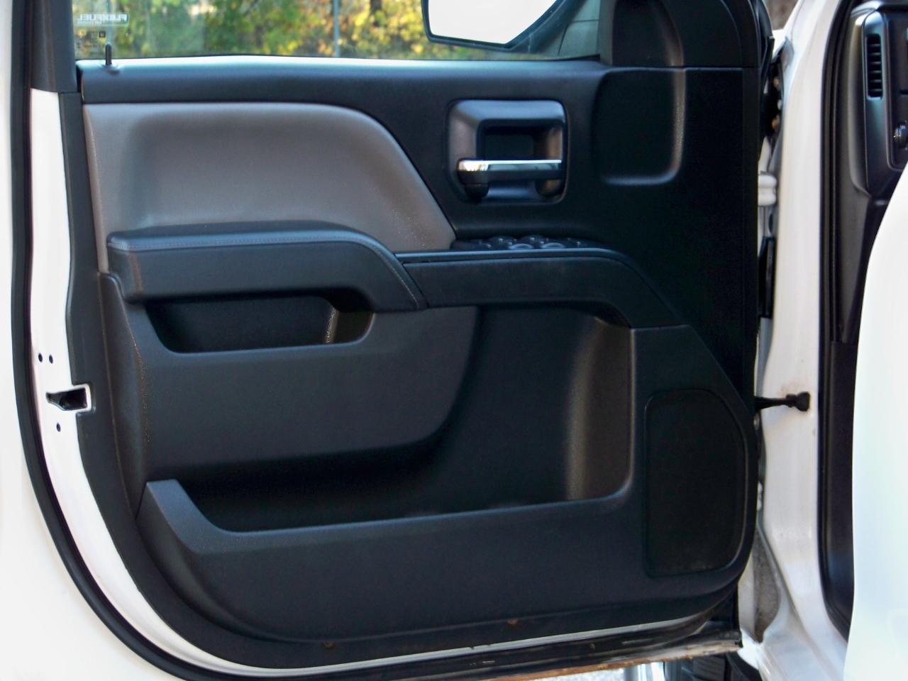 GMC Sierra 1500 Base Crew Cab 4WD 2014