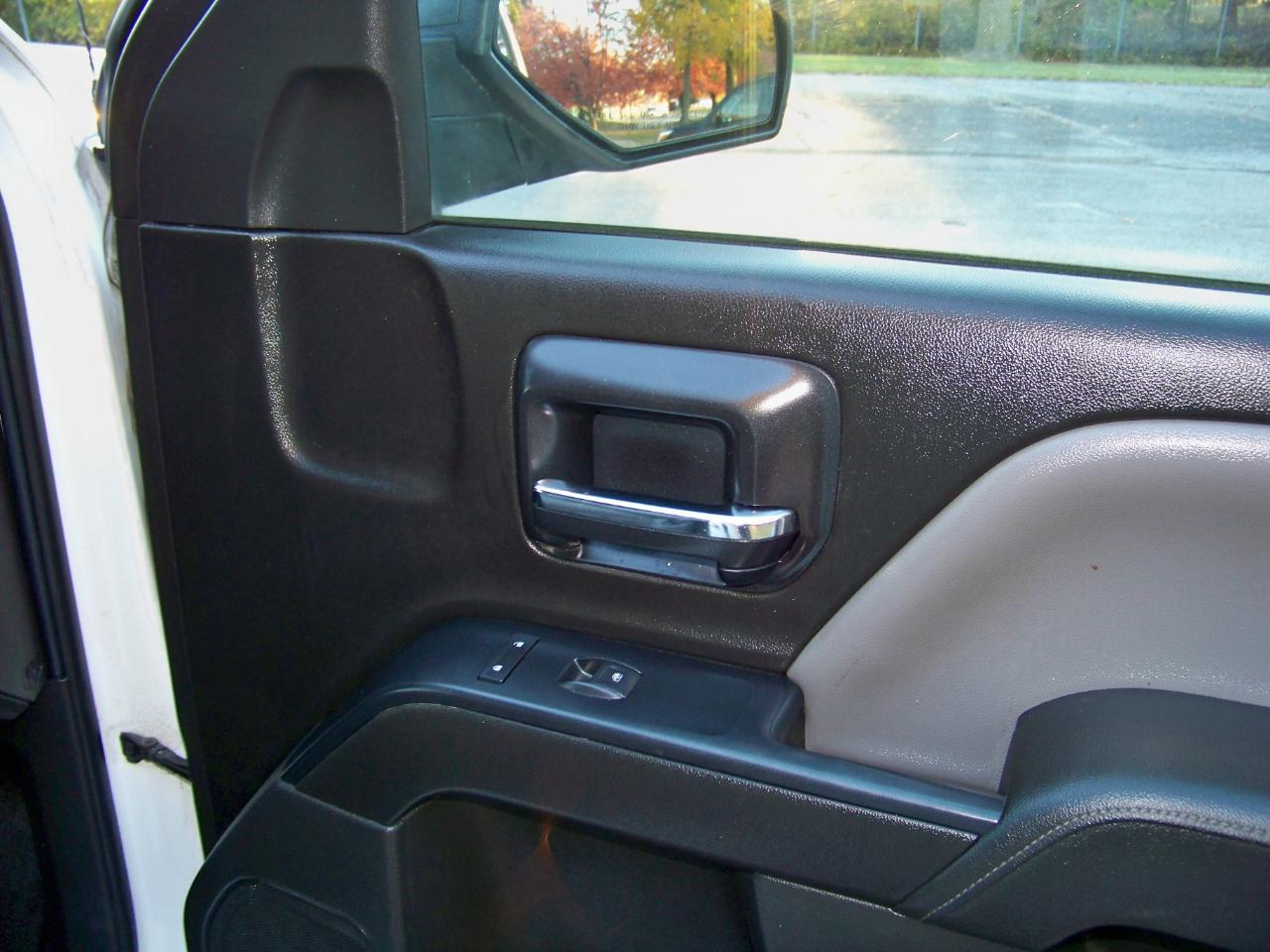 GMC Sierra 1500 Base Crew Cab 4WD 2014