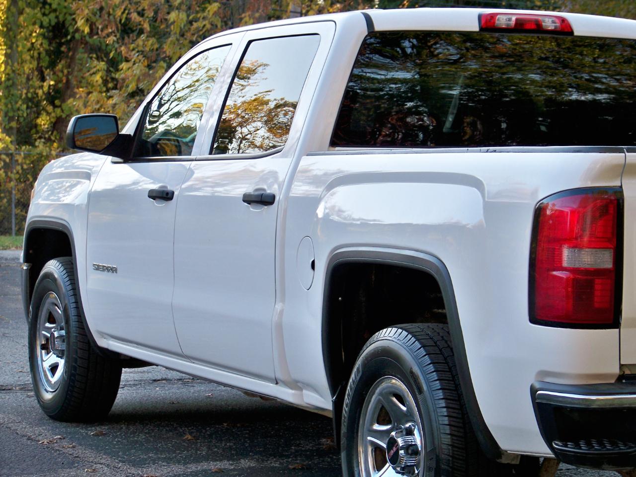 GMC Sierra 1500 Base Crew Cab 4WD 2014