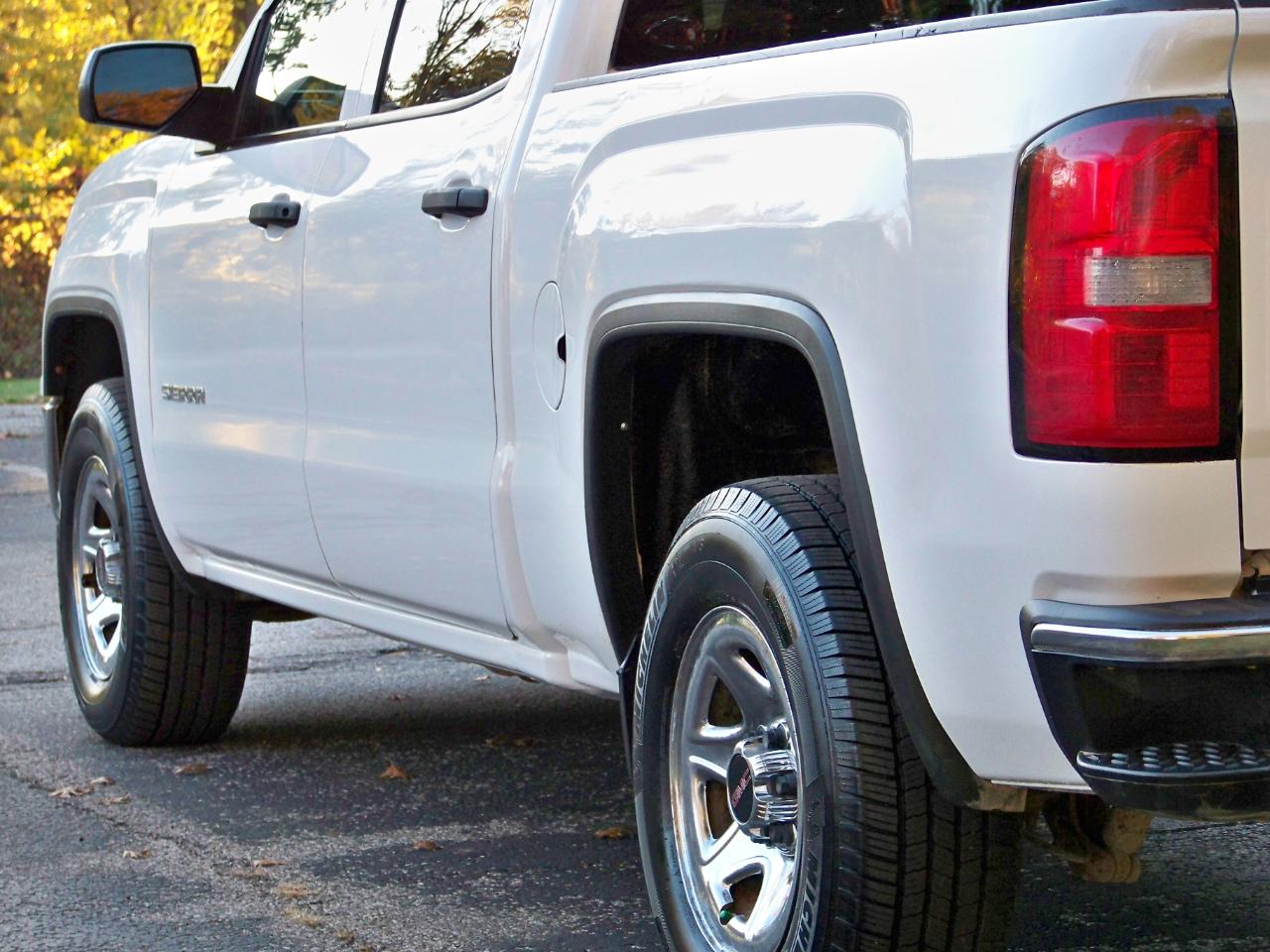 GMC Sierra 1500 Base Crew Cab 4WD 2014