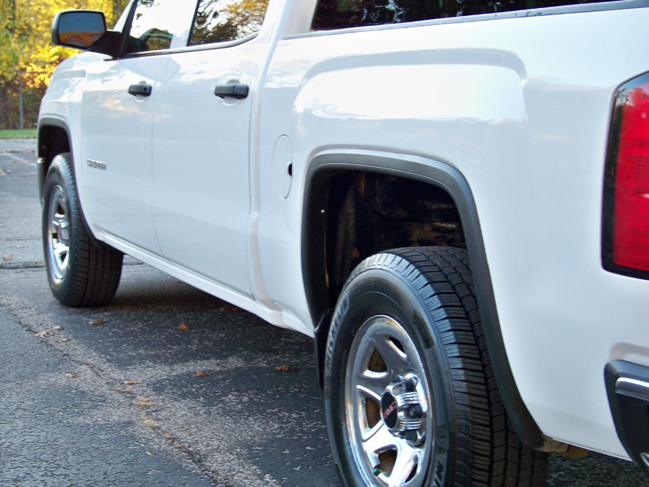 GMC Sierra 1500 Base Crew Cab 4WD 2014