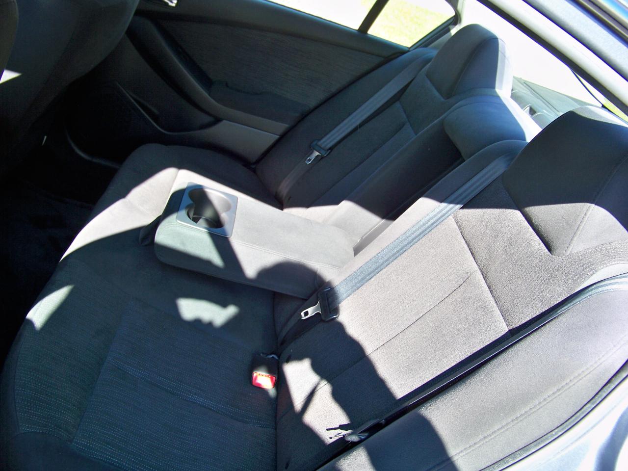 Nissan Altima 2.5 S 2011