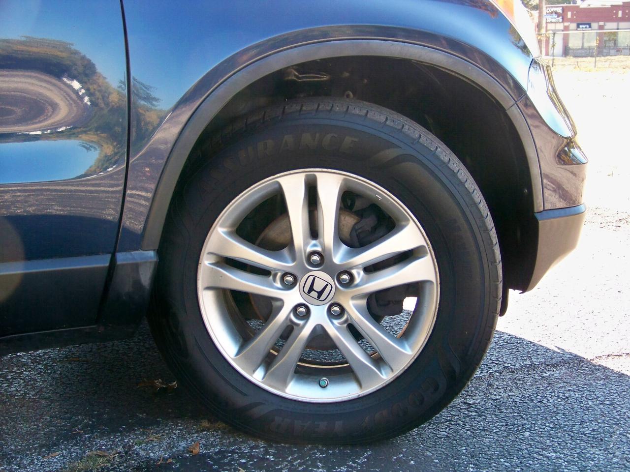 Honda CR-V EX-L AWD w/Navi 2010