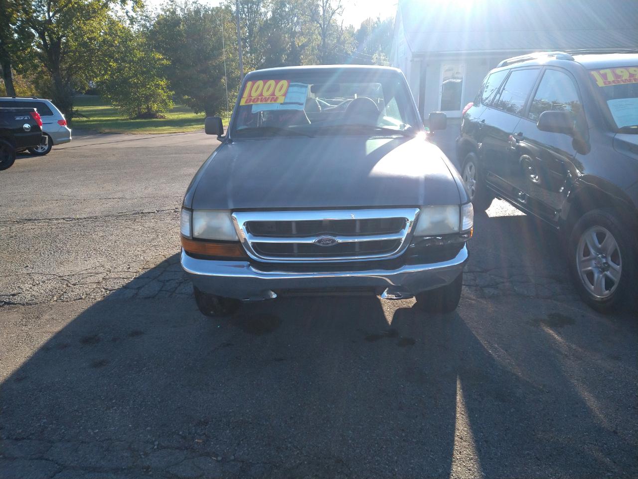 Ford Ranger Reg Cab 112" WB XLT 2000