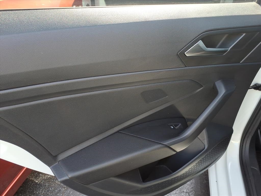 Volkswagen Jetta  2022