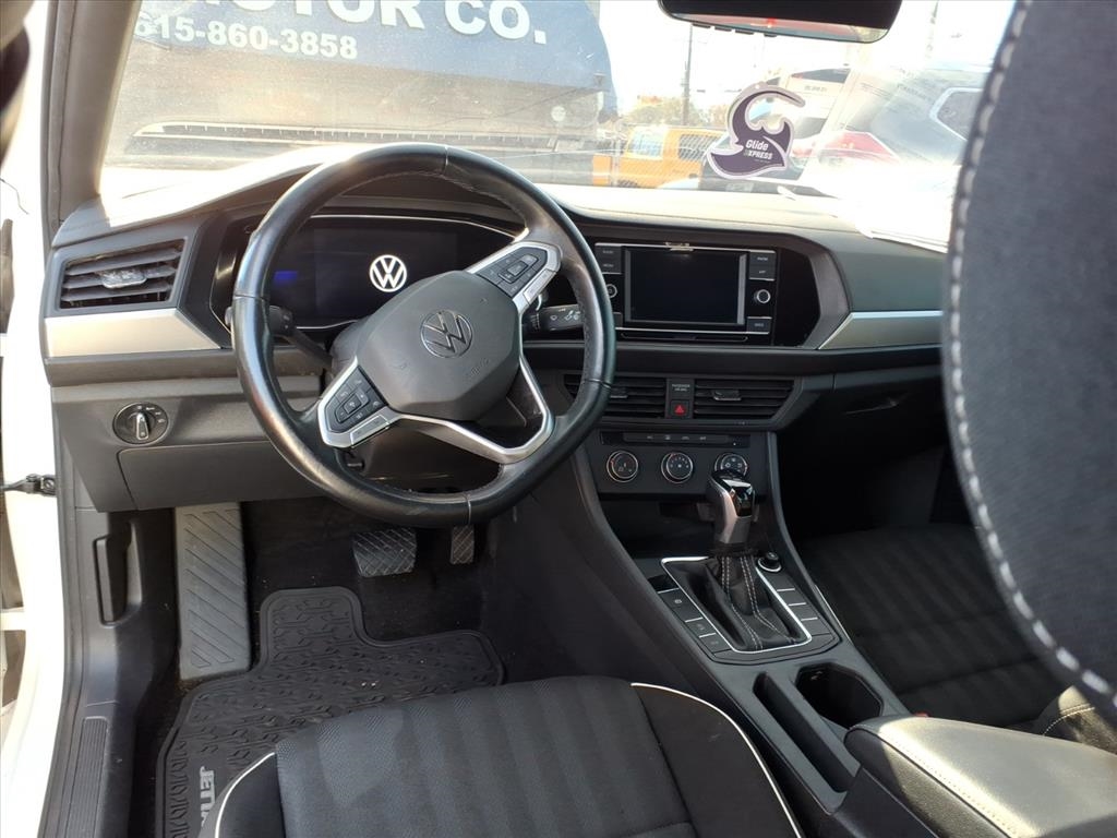 Volkswagen Jetta  2022