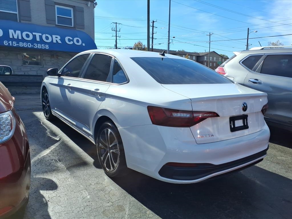 Volkswagen Jetta  2022