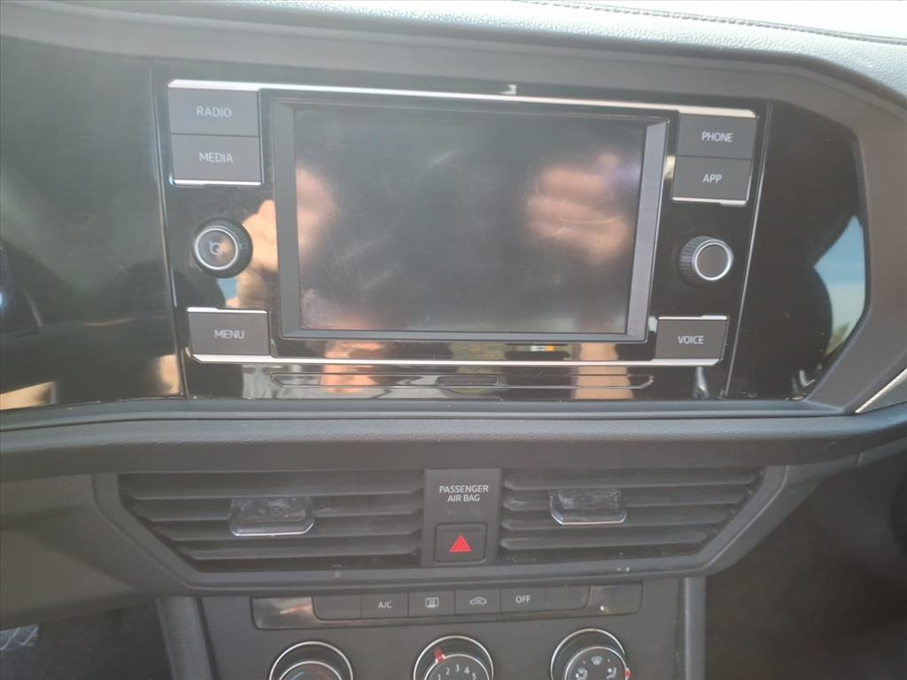 Volkswagen Jetta  2022