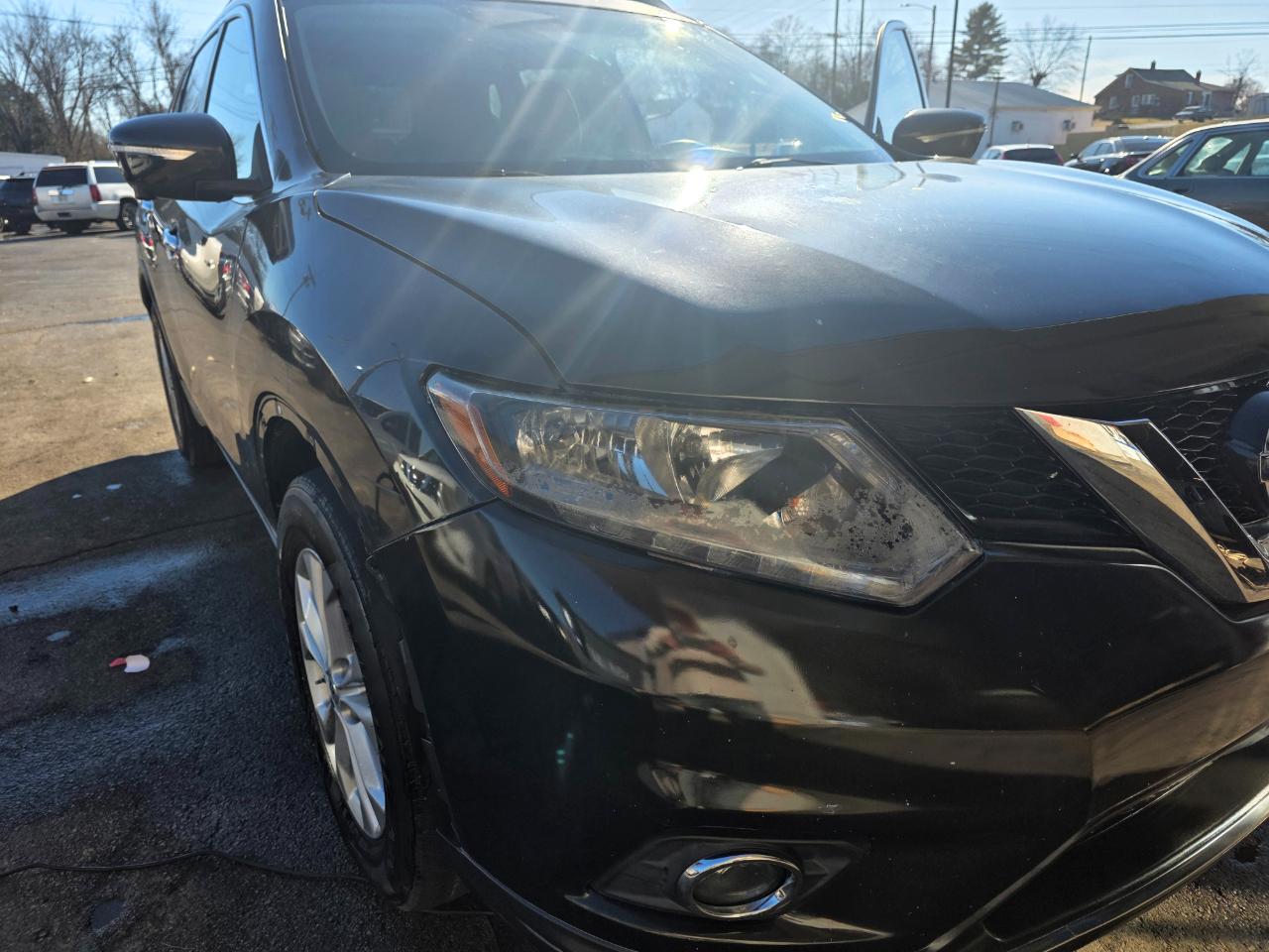 Nissan Rogue FWD 4dr SV 2014