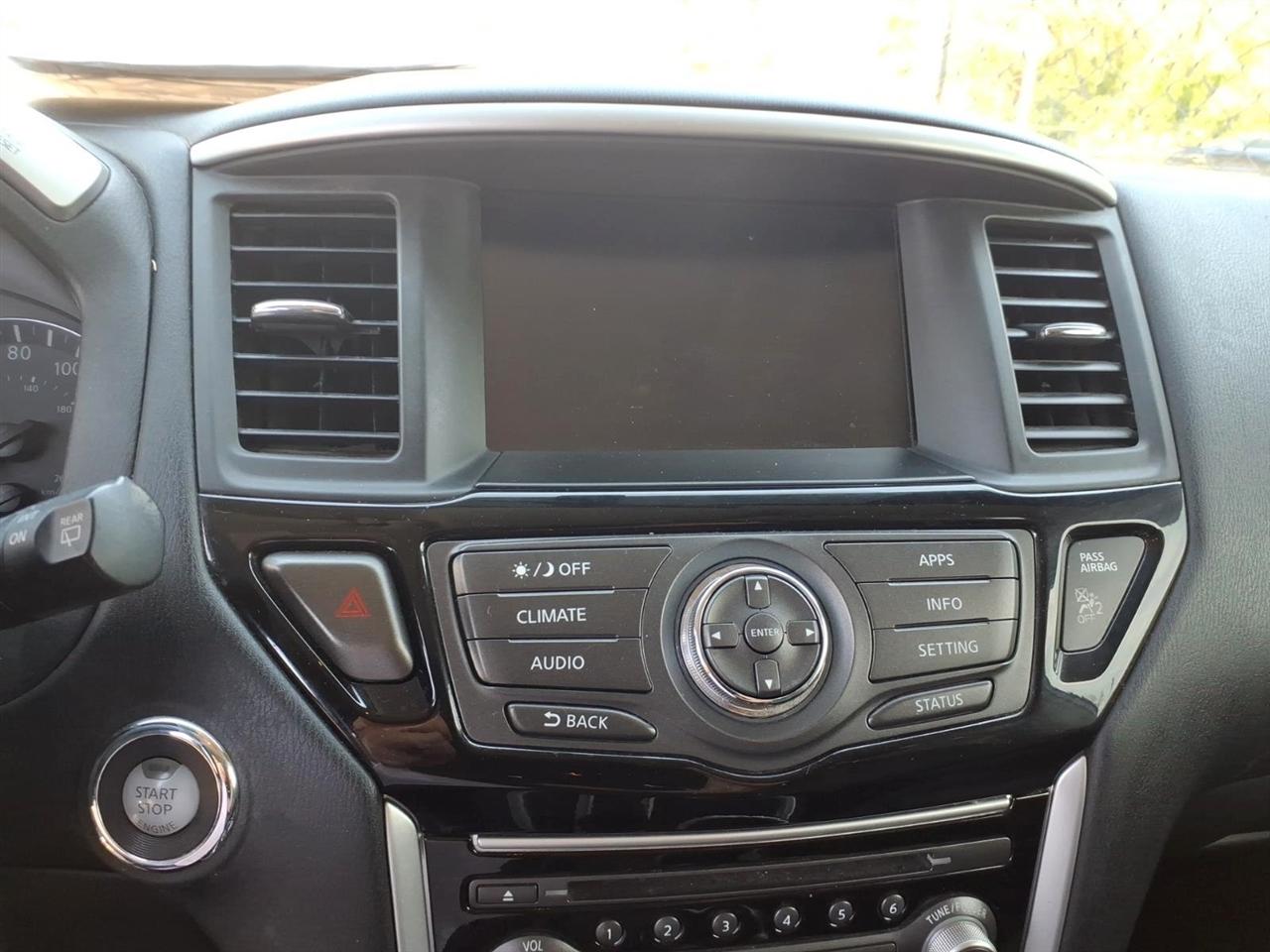 Nissan Pathfinder  2019