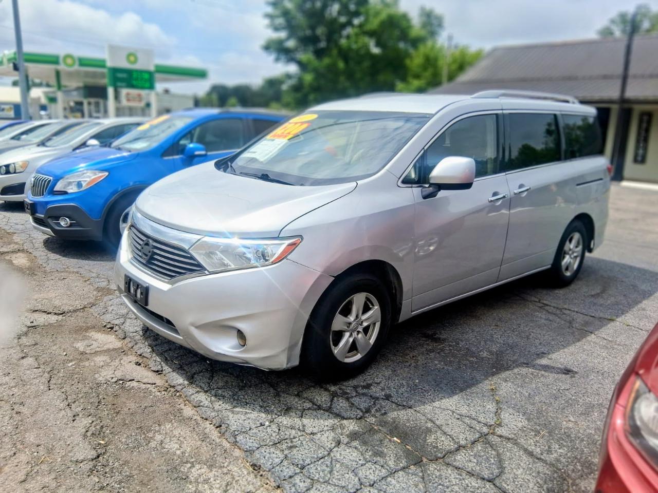 Nissan Quest SV CVT 2017