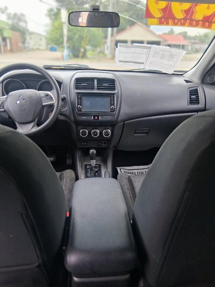 Mitsubishi Outlander Sport ES 2.0 CVT 2019