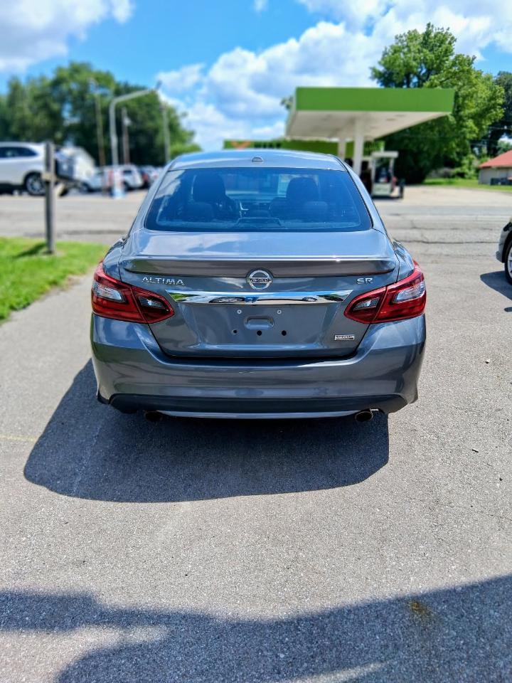 Nissan Altima 2.5 SR Sedan 2018