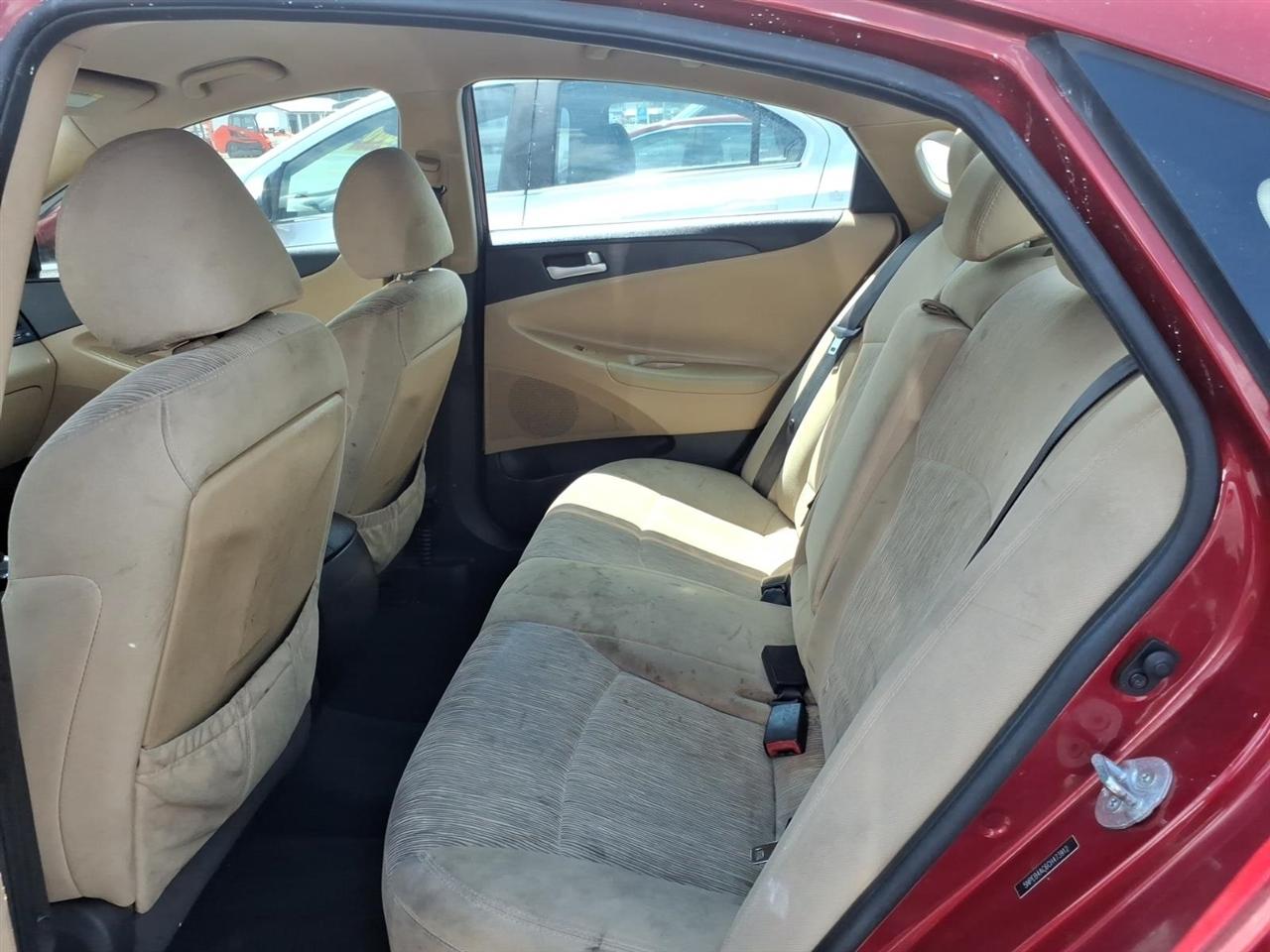 Hyundai Sonata 2.4L GLS 2012
