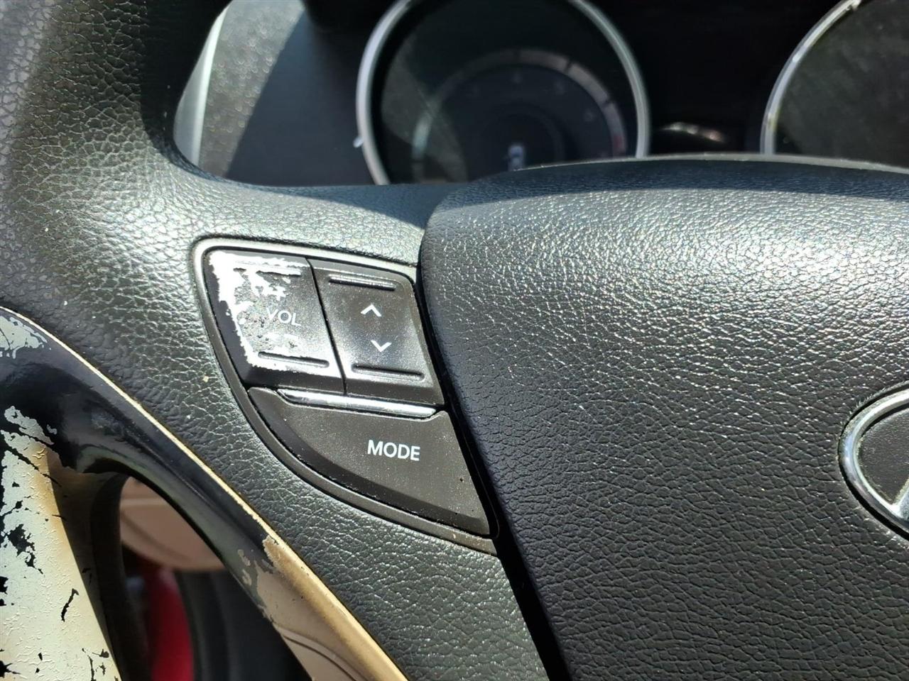 Hyundai Sonata 2.4L GLS 2012