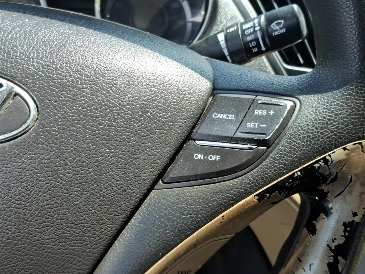 Hyundai Sonata 2.4L GLS 2012