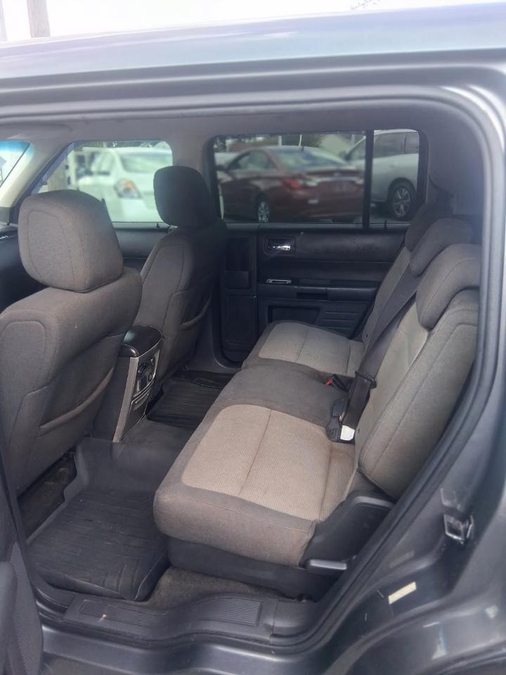 Ford Flex 4dr SE FWD 2010